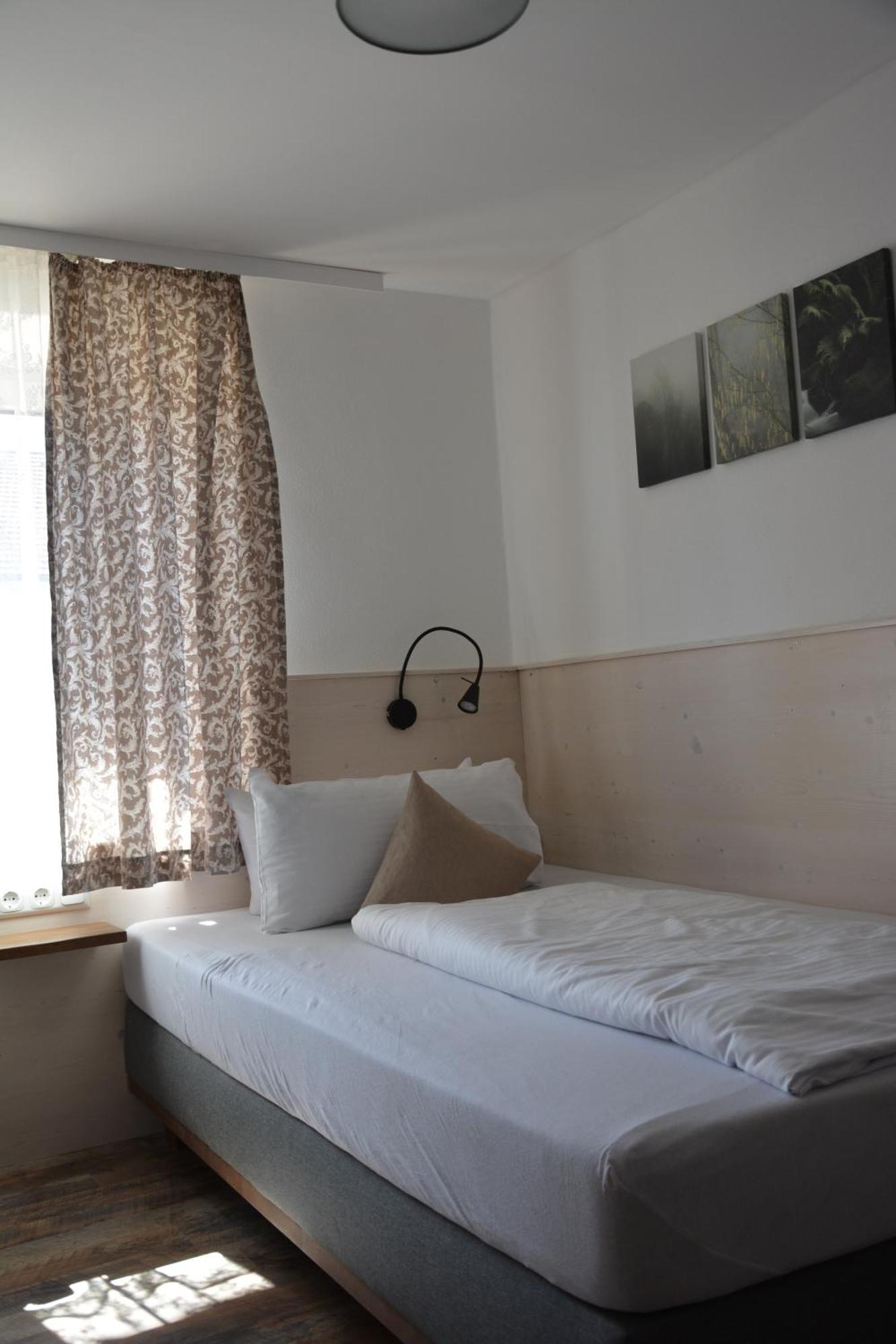 Hotel Garni Kern Halfing Exterior photo